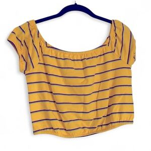 🍀Tilly’s Good Luck Gem yellow striped crop top with ruched bottom. Size Large